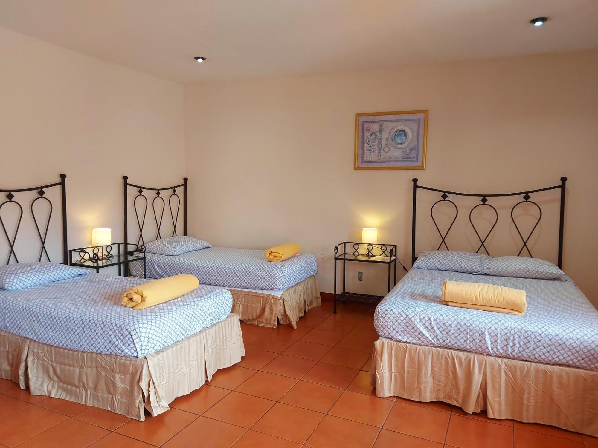 Hostal Lolita'S Boutique Granada Zewnętrze zdjęcie