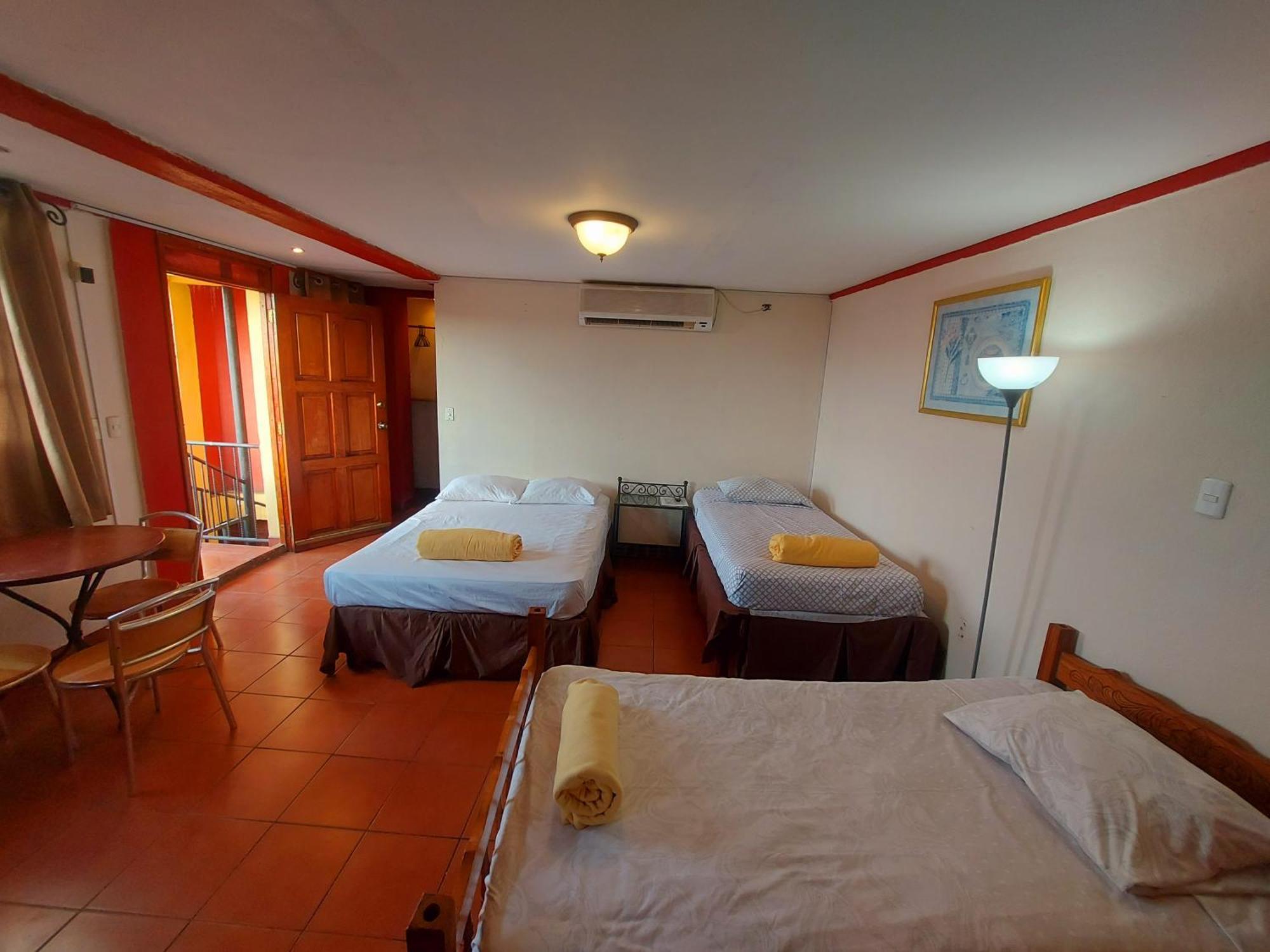 Hostal Lolita'S Boutique Granada Zewnętrze zdjęcie