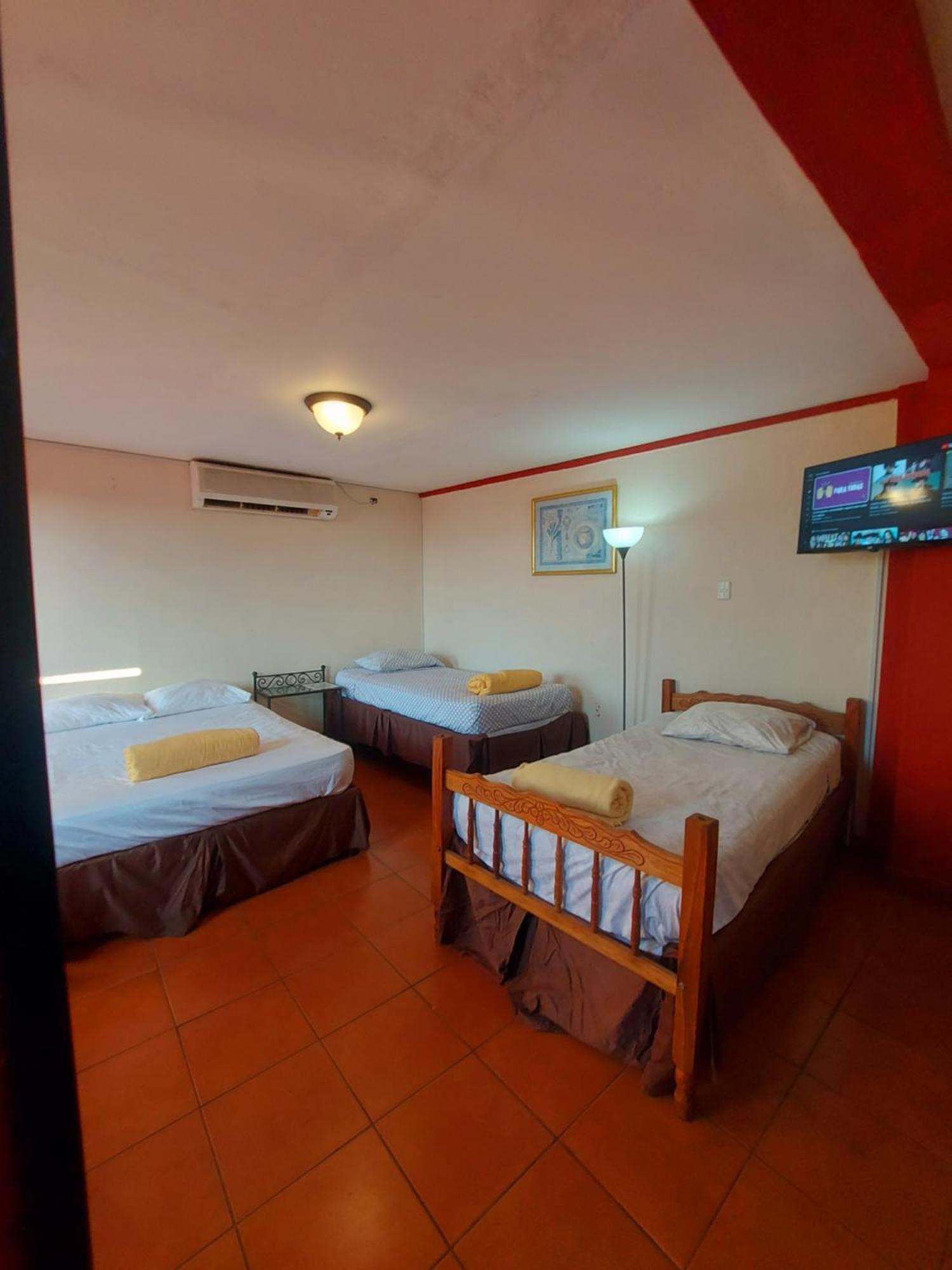 Hostal Lolita'S Boutique Granada Zewnętrze zdjęcie
