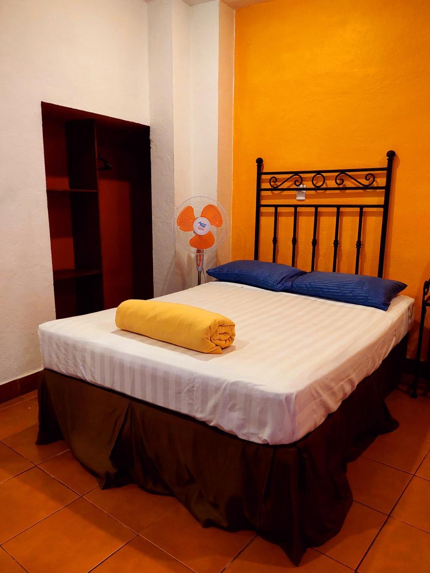 Hostal Lolita'S Boutique Granada Zewnętrze zdjęcie