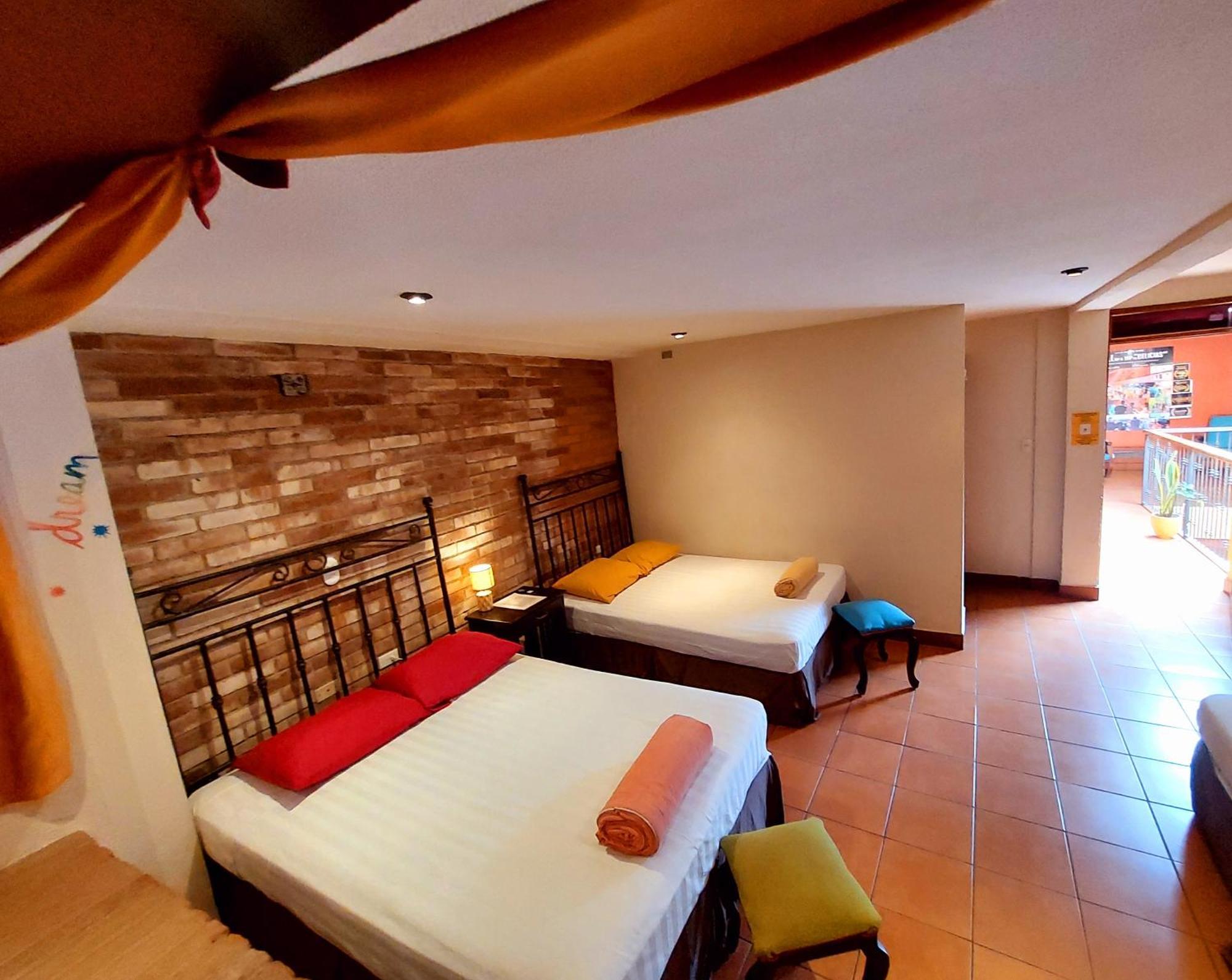 Hostal Lolita'S Boutique Granada Zewnętrze zdjęcie