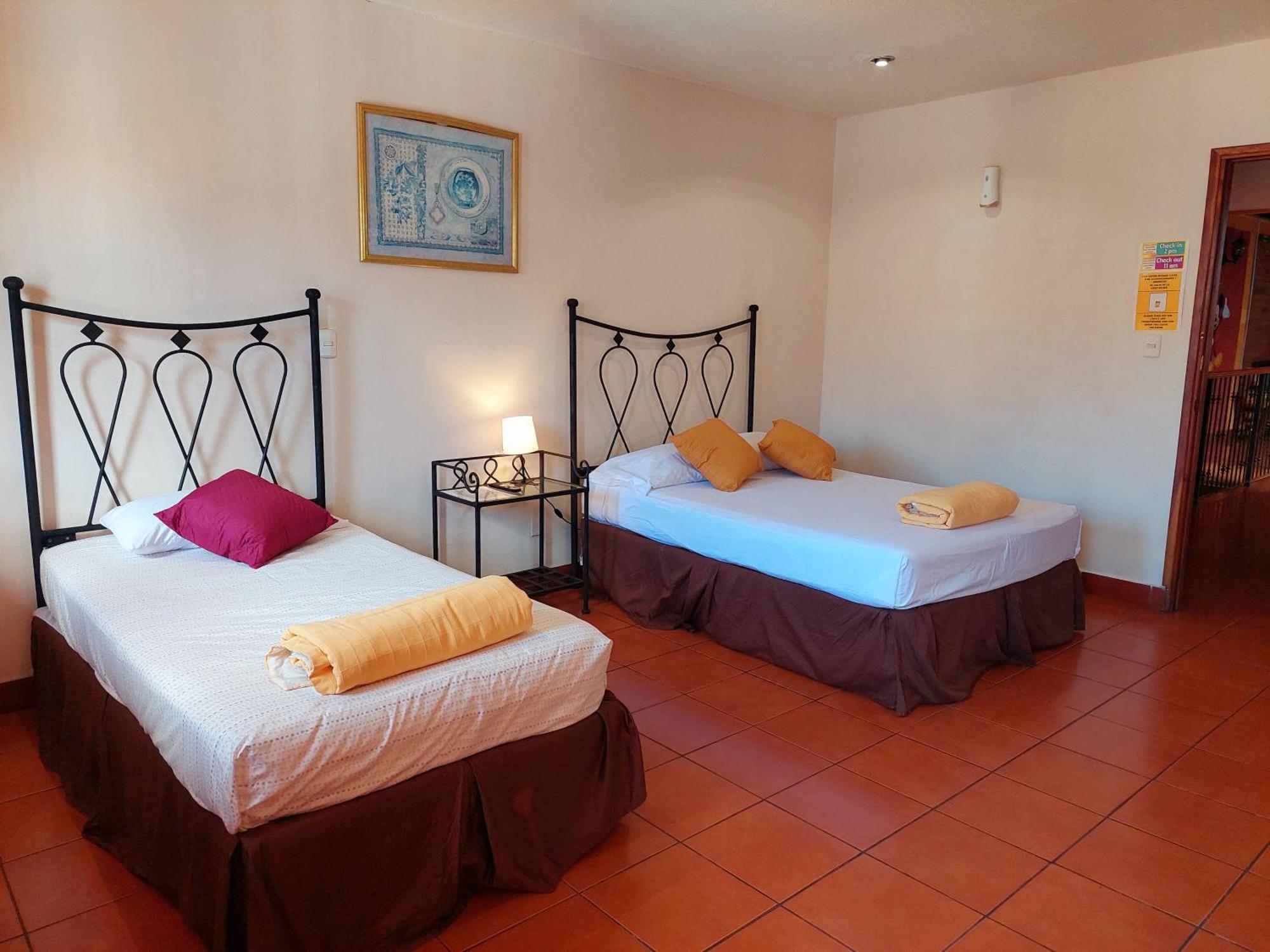 Hostal Lolita'S Boutique Granada Zewnętrze zdjęcie