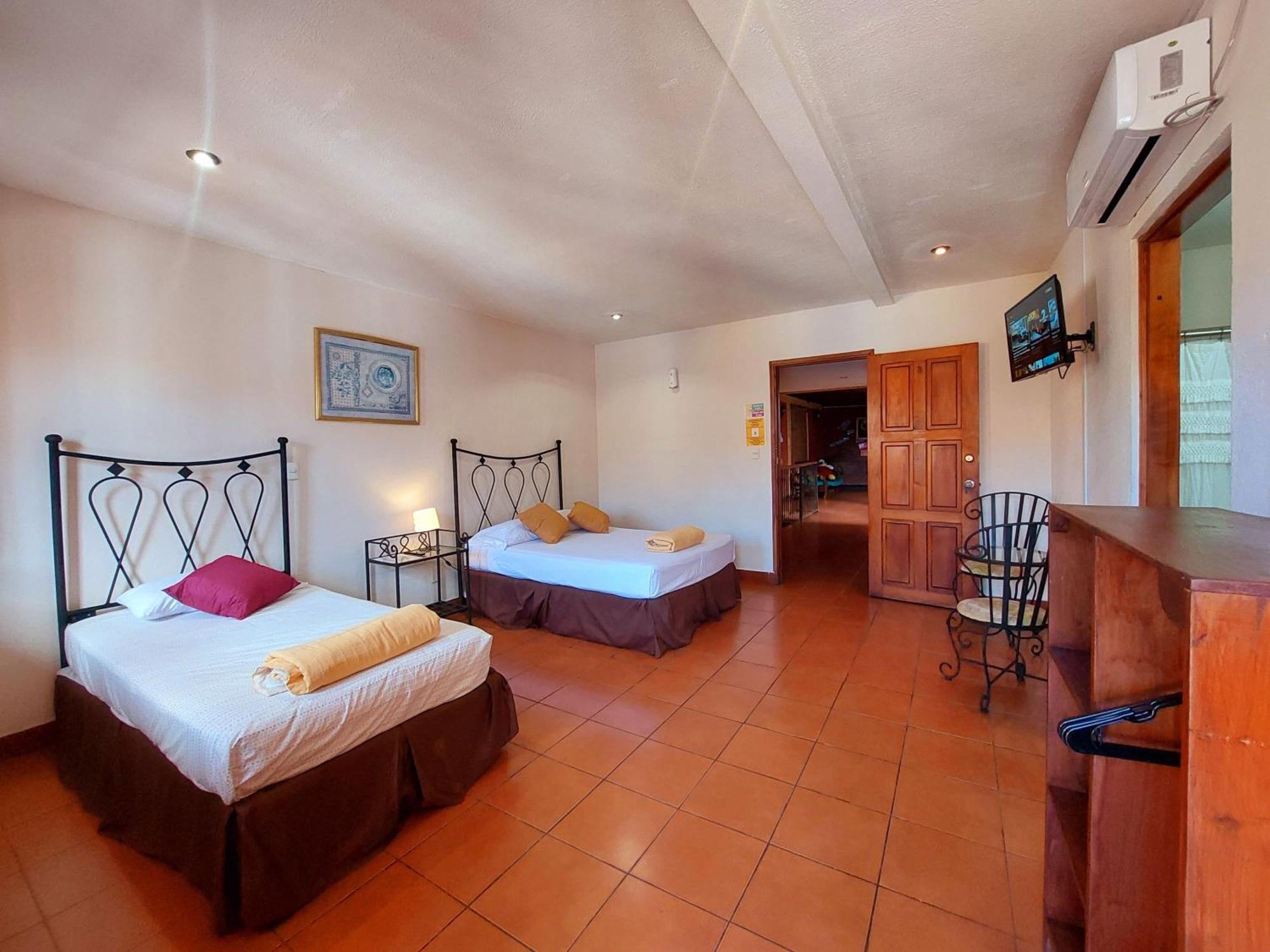 Hostal Lolita'S Boutique Granada Zewnętrze zdjęcie