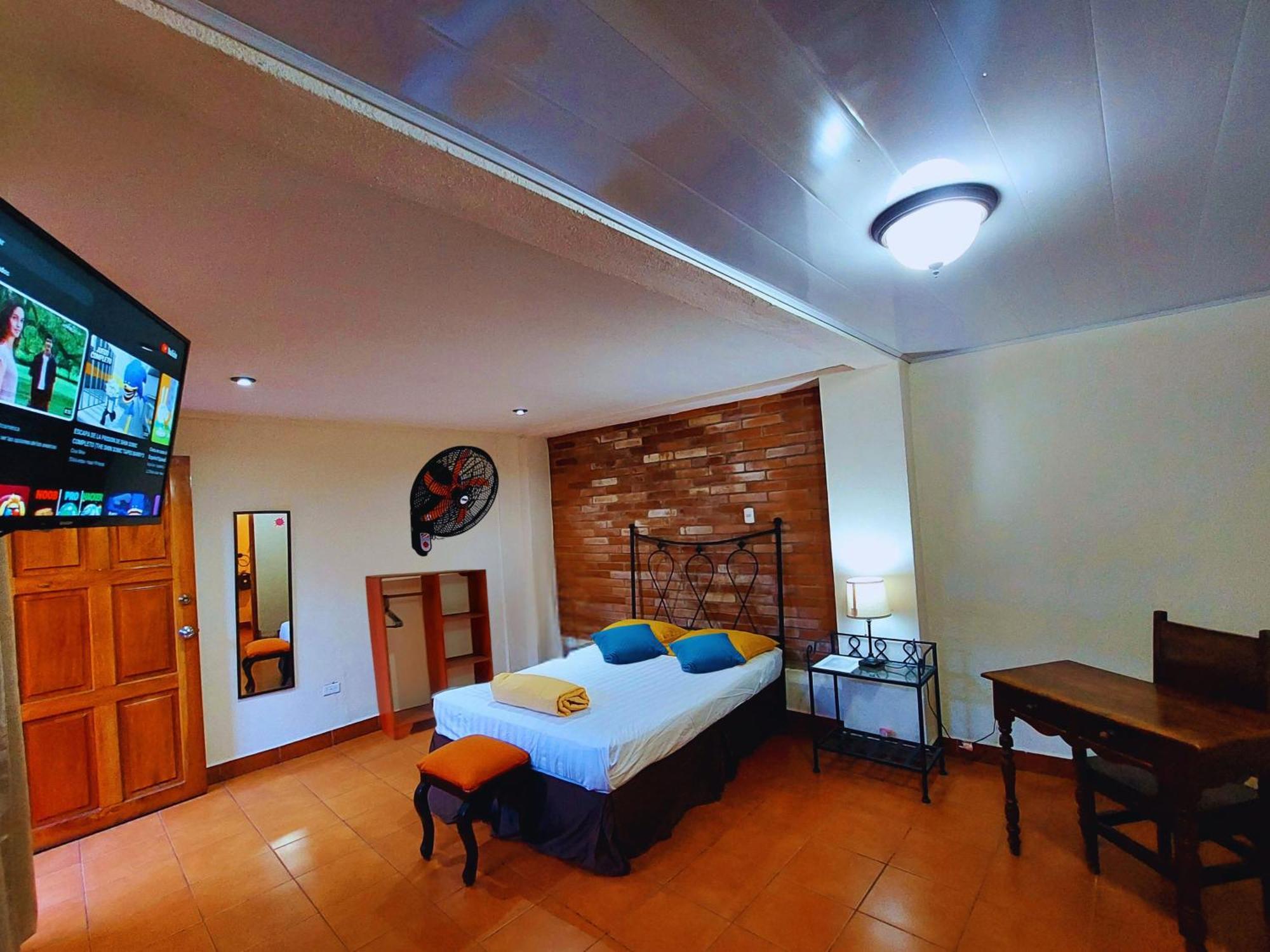 Hostal Lolita'S Boutique Granada Zewnętrze zdjęcie