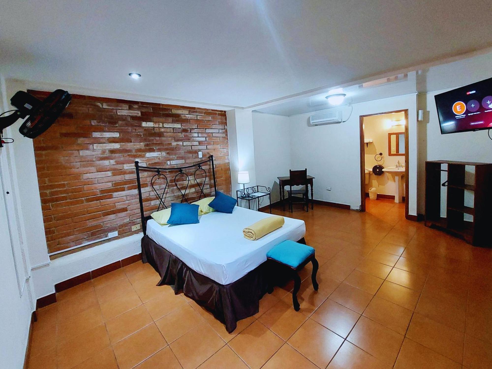 Hostal Lolita'S Boutique Granada Zewnętrze zdjęcie