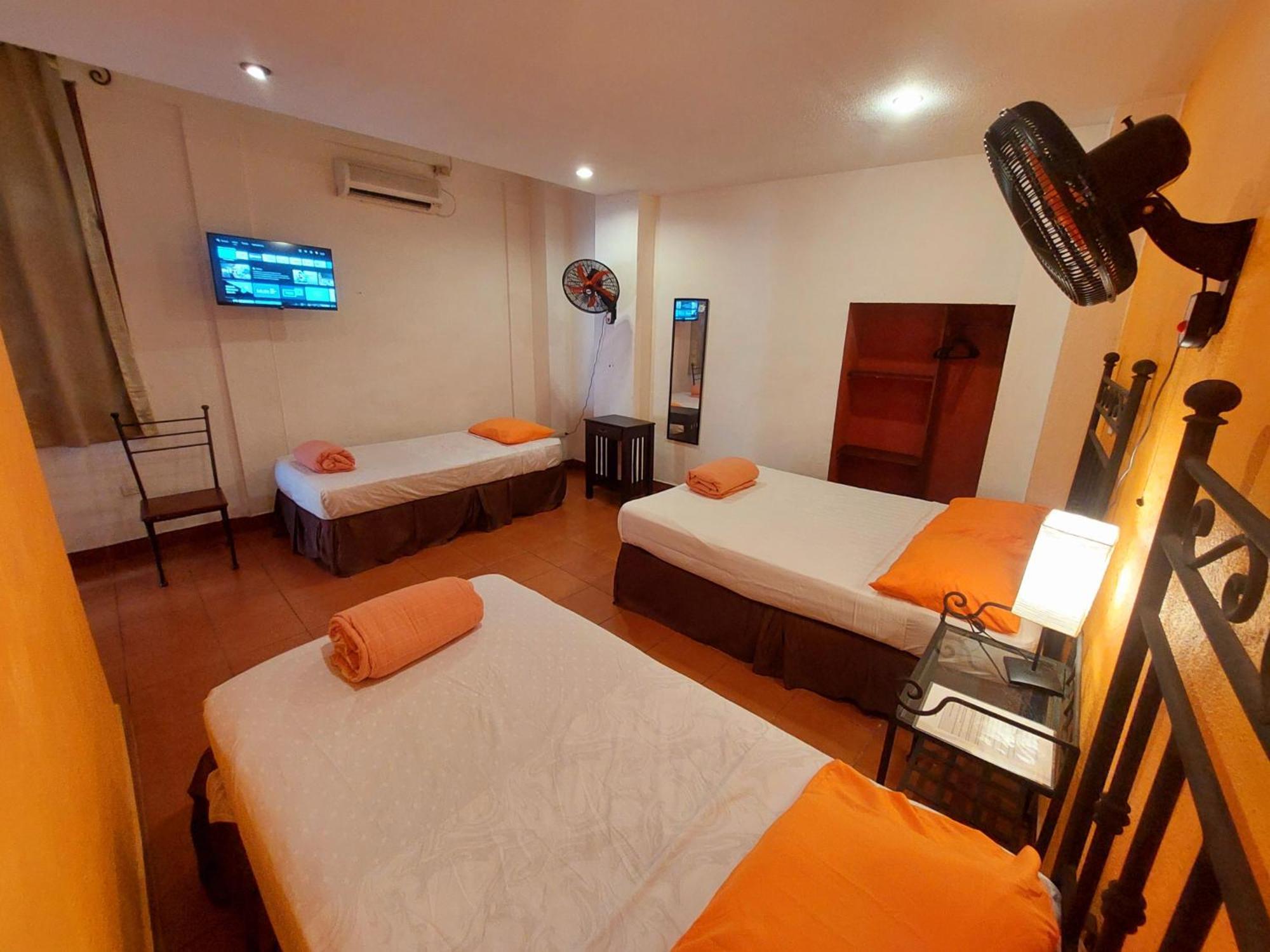 Hostal Lolita'S Boutique Granada Zewnętrze zdjęcie